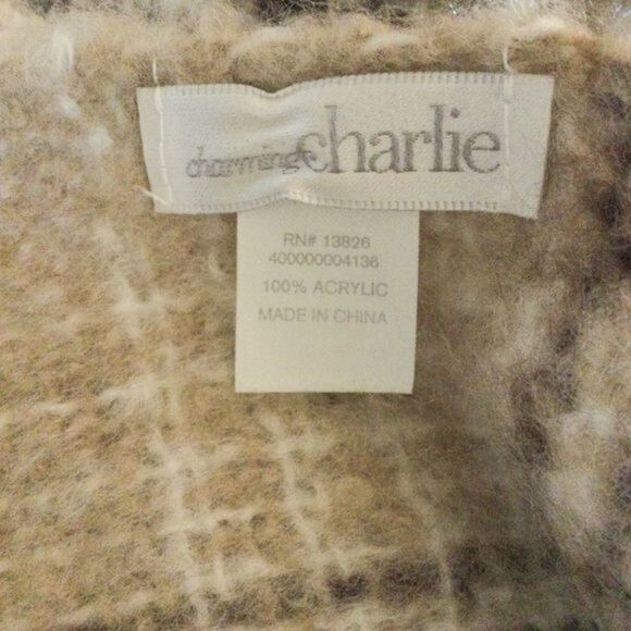 Charming Charlie Plaid Blanket Scarf Wrap - Picture 10 of 12